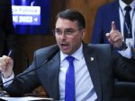 Programa de governo de Flávio Bolsonaro propõe transferir universidades federais para o MCTI
