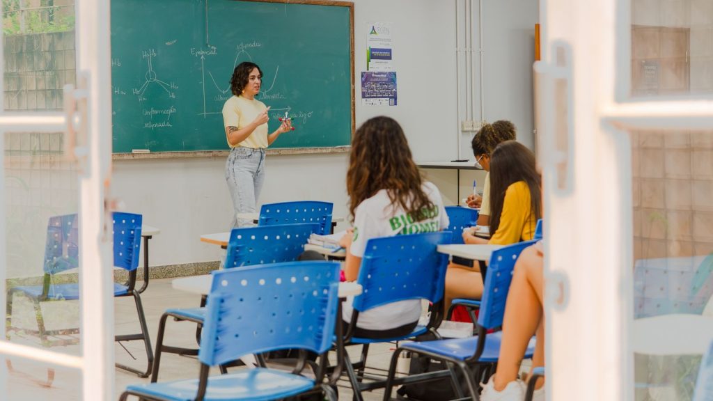 InformANDES: Em ano eleitoral, extrema direita amplia ataques às universidades públicas