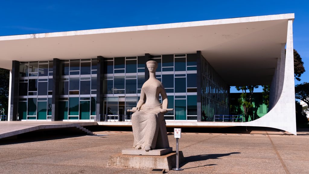 STF unifica critérios e prazos de licença-maternidade para mães biológicas e adotantes